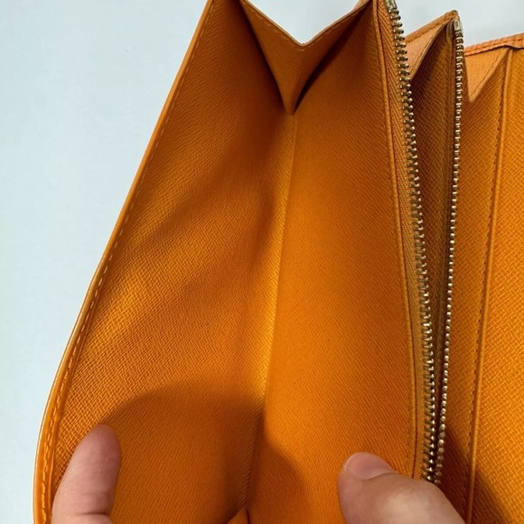LOUIS VUITTON Epi long Wallet Orange Mandarin minor marks - Picture 8 of 9